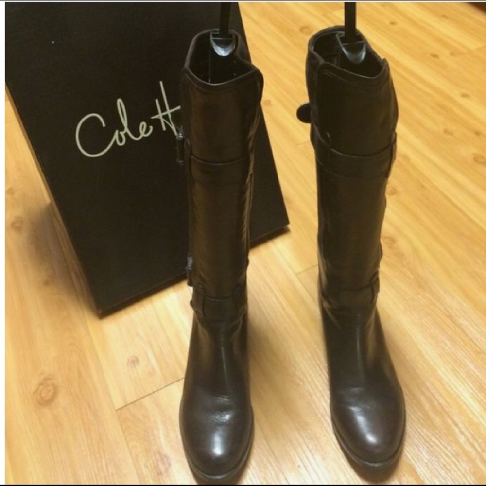 Cole Haan boots/ Like new/ worn ones